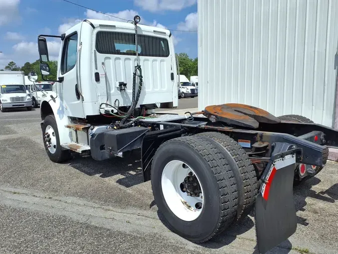 2018 FREIGHTLINER/MERCEDES M2 106
