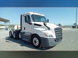 2019 Freightliner Cascadia 126
