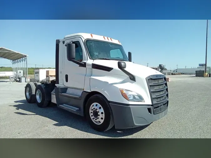 2019 Freightliner Cascadia 126b4706afd3aefba69f83d5ea0318c06aa