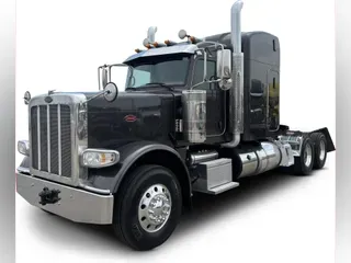 2020 Peterbilt 389