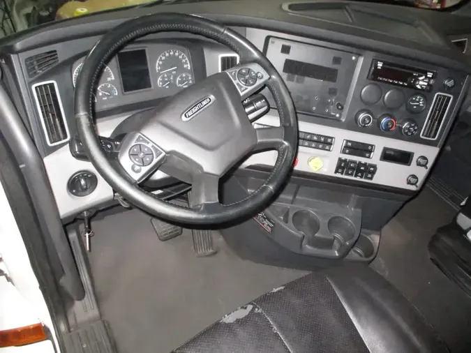 2021 FREIGHTLINER/MERCEDES NEW CASCADIA PX12664b473e88b9eada624d165fb4c11d907b3