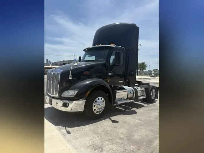 2021 Peterbilt 579b4760ead023d7dfa43c7e941805f3112