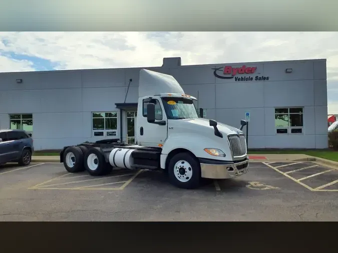 2020 NAVISTAR INTERNATIONAL LT625 DAYCAB T/A