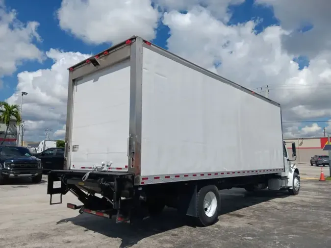 2018 FREIGHTLINER M2 106