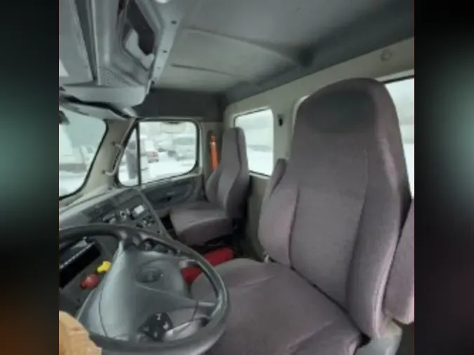 2019 FREIGHTLINER/MERCEDES CASCADIA 125