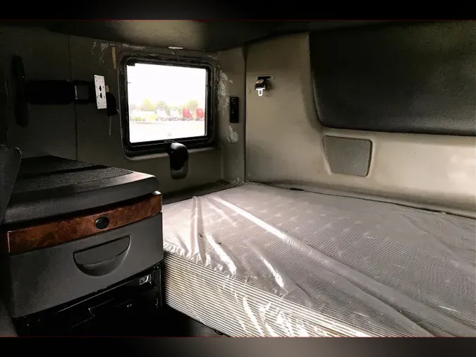 2022 INT LT625 6x4