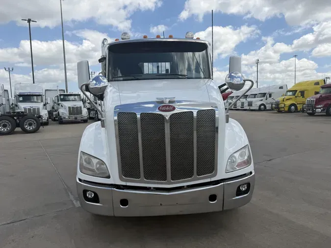 2019 Peterbilt 579