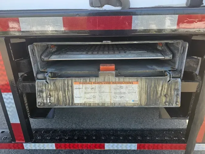 2019 FREIGHTLINER/MERCEDES M2 106