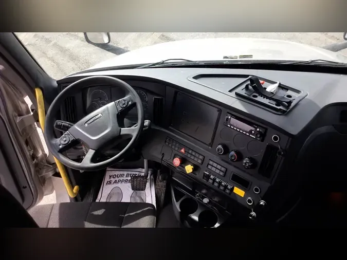 2024 Freightliner Cascadia 126