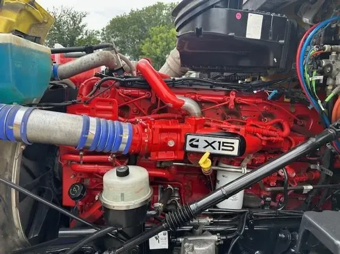 2021 Peterbilt 579
