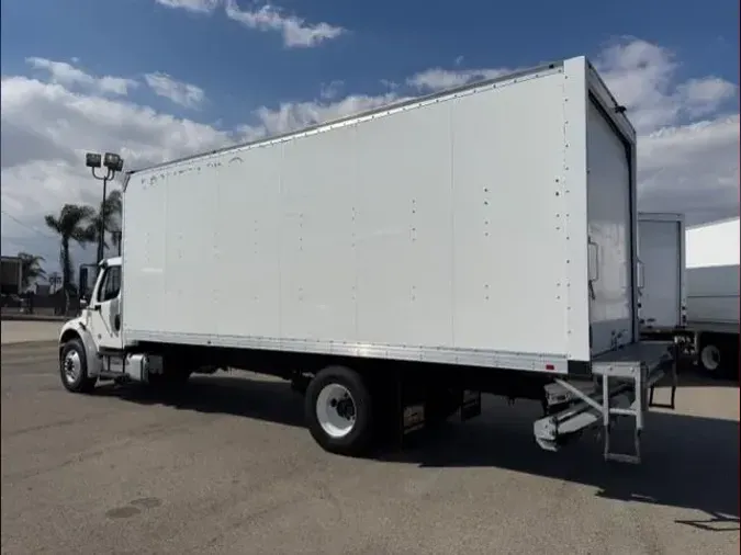 2019 Freightliner Business Class M2 106