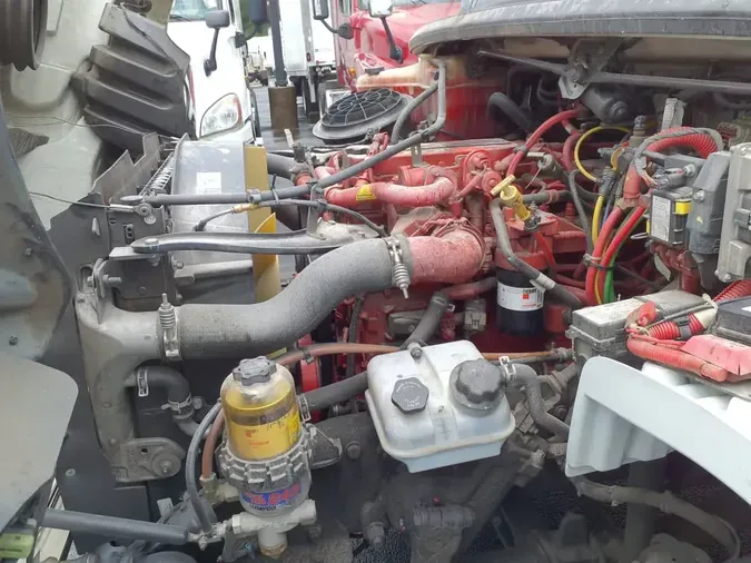 2019 FREIGHTLINER M2 106