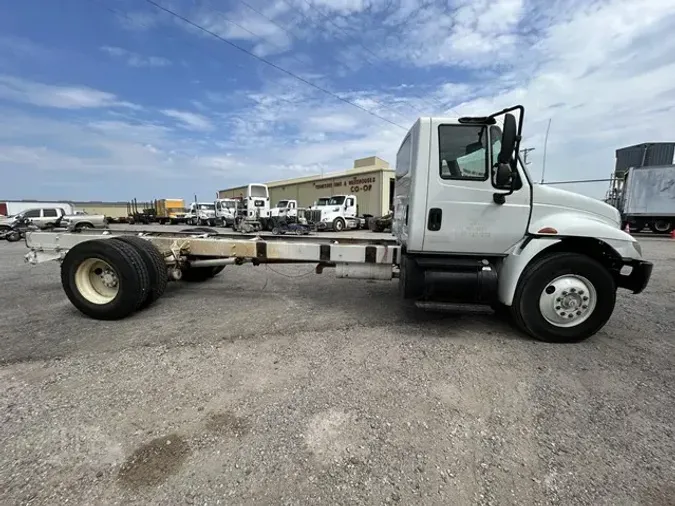 2006 INTERNATIONAL DURASTAR 4300