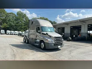 2022 Freightliner Cascadia 126