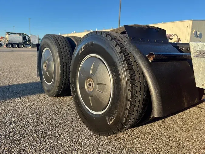 2022 International LT625