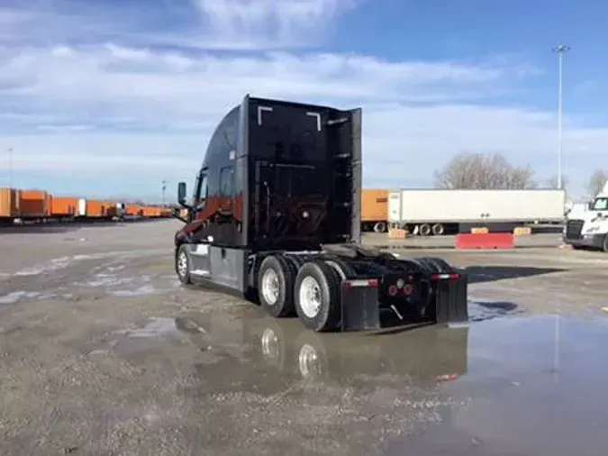 2022 Freightliner Cascadia