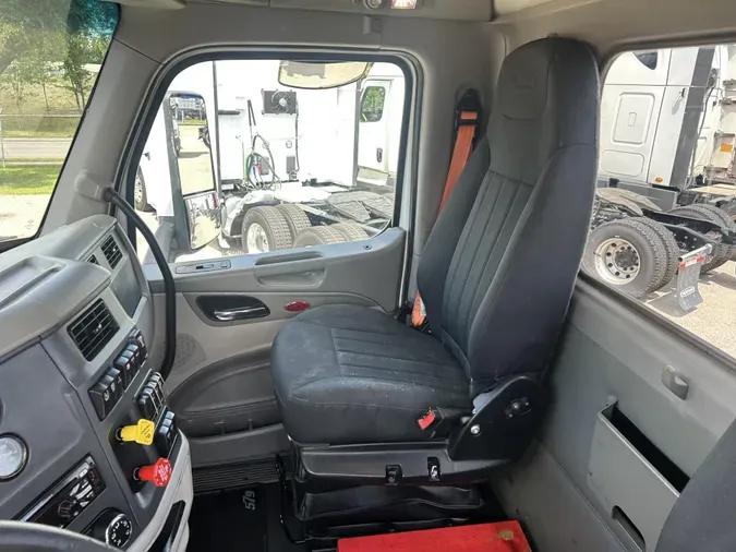 2020 Peterbilt 579
