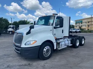 2020 International LT625