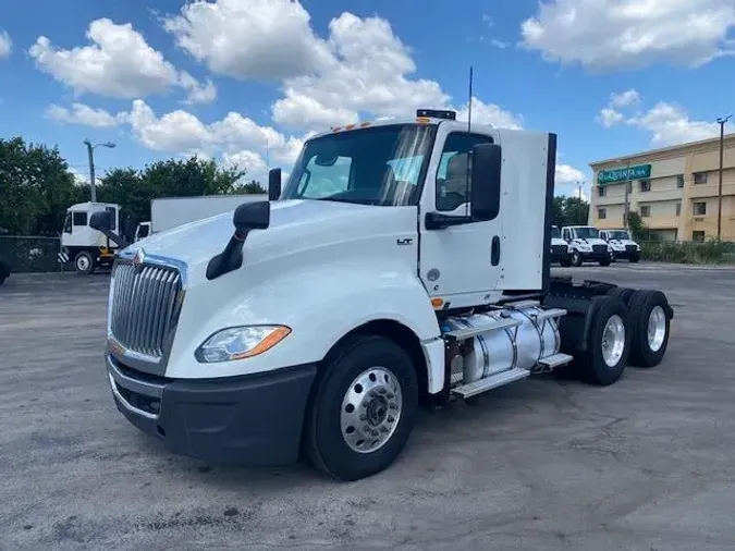 2020 International LT625