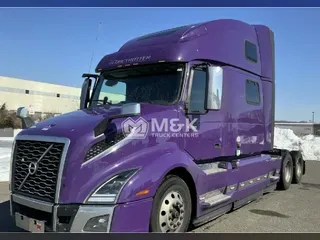 2024 VOLVO VNL64T860