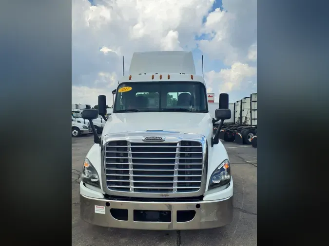 2017 FREIGHTLINER/MERCEDES CASCADIA 125b4939c0507eef9e7f7163bf27dee3b69