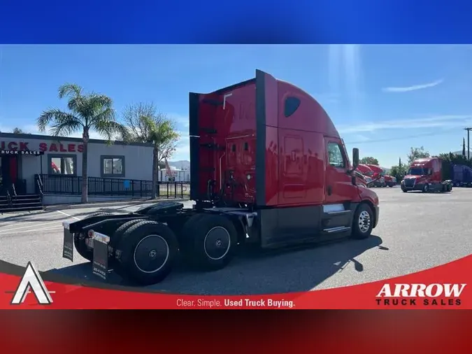 2022 FREIGHTLINER CA126