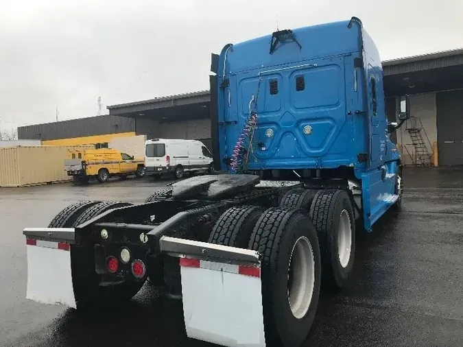 2016 FREIGHTLINER X12564ST