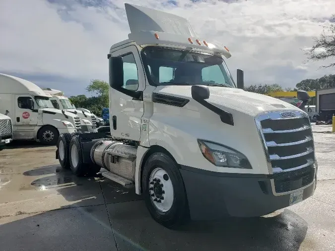 2019 Freightliner T12664STb495fabe3c3fa19a1c0500ceac533c92