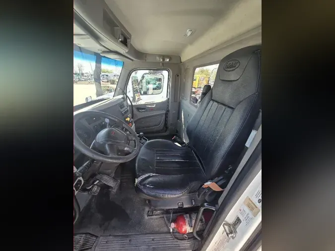 2020 Peterbilt 567