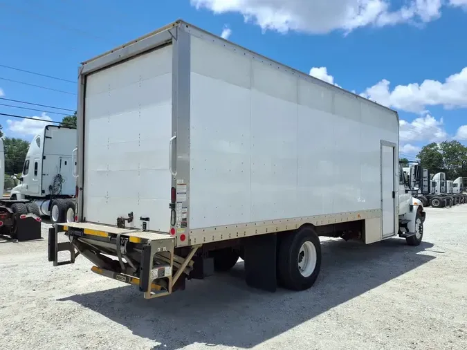 2018 NAVISTAR INTERNATIONAL 4300LP (4X2)