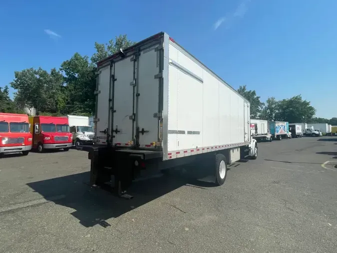 2020 FREIGHTLINER M2 106