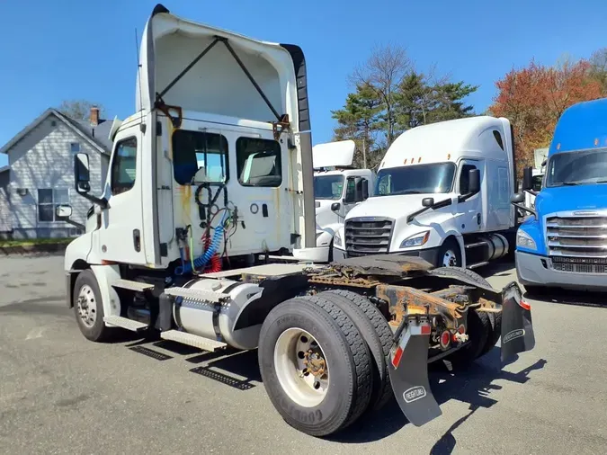 2019 FREIGHTLINER/MERCEDES NEW CASCADIA 126