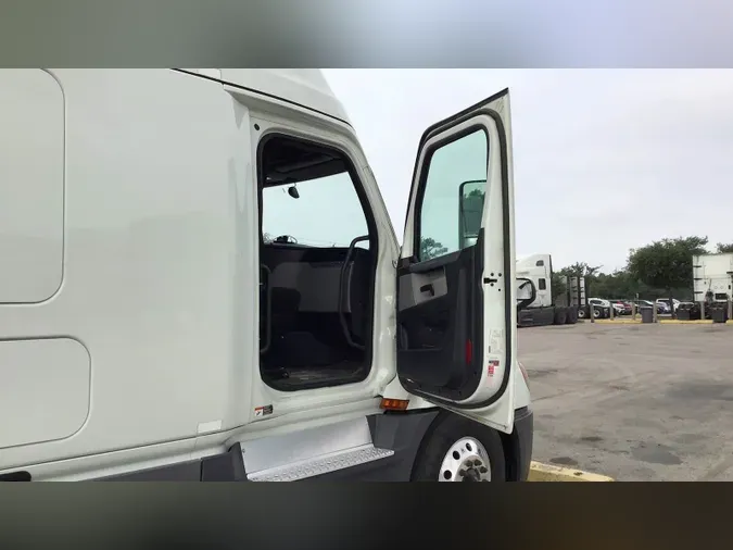 2020 Freightliner Cascadia