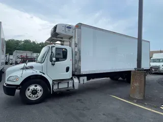 2016 FREIGHTLINER/MERCEDES M2 106