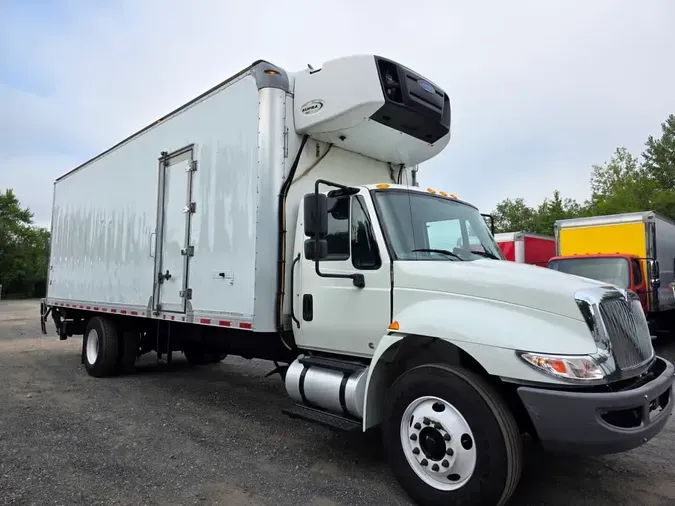 2019 NAVISTAR INTERNATIONAL 4300