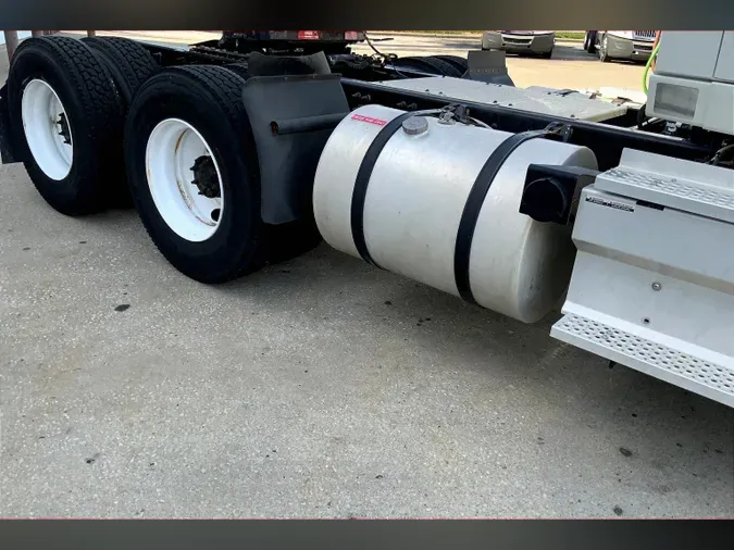 2019 INT LT625 6x4