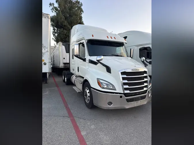2020 FREIGHTLINER/MERCEDES NEW CASCADIA 116
