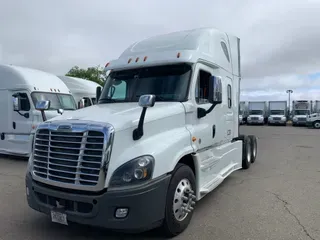2016 Freightliner CASCADIA 125