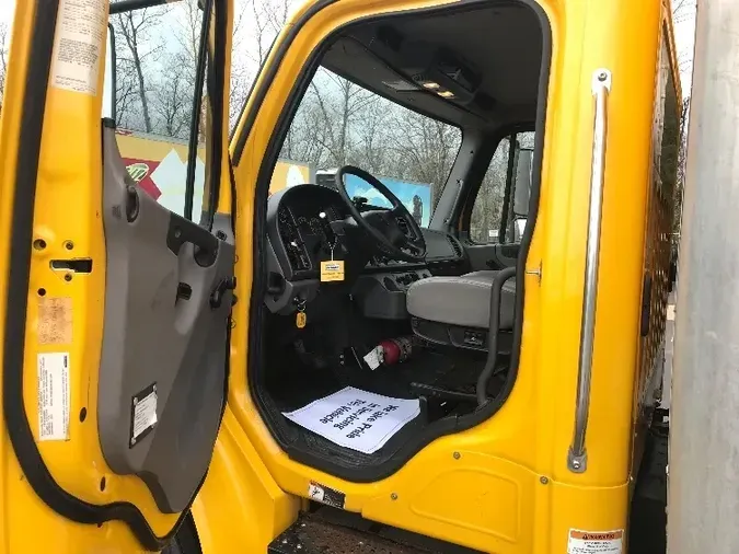 2018 Freightliner M2