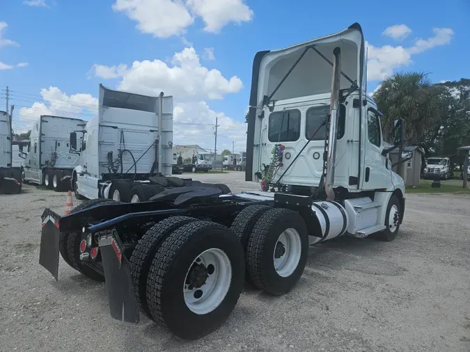 2020 FREIGHTLINER/MERCEDES NEW CASCADIA PX12664