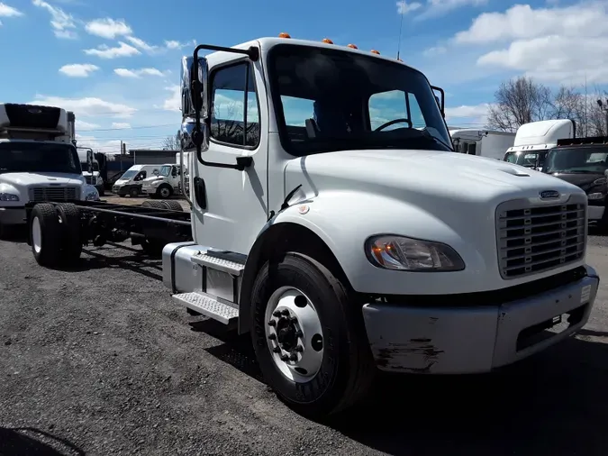 2018 FREIGHTLINER/MERCEDES M2 106