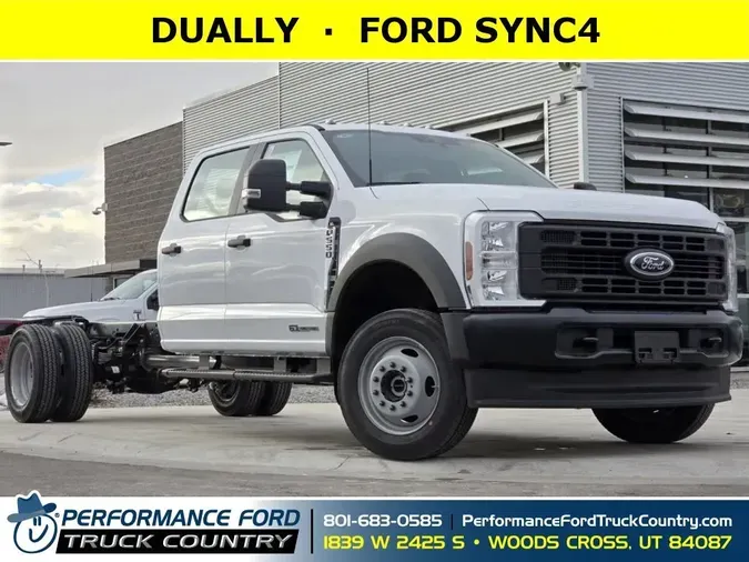 2024 Ford Super Duty F-550 DRWb4be4043d75098b6c1162a32cb5a5d59