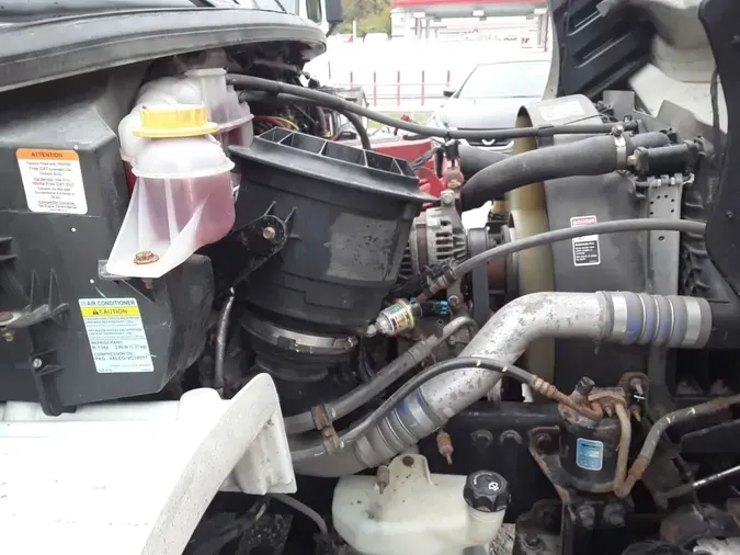 2021 FREIGHTLINER/MERCEDES M2 106