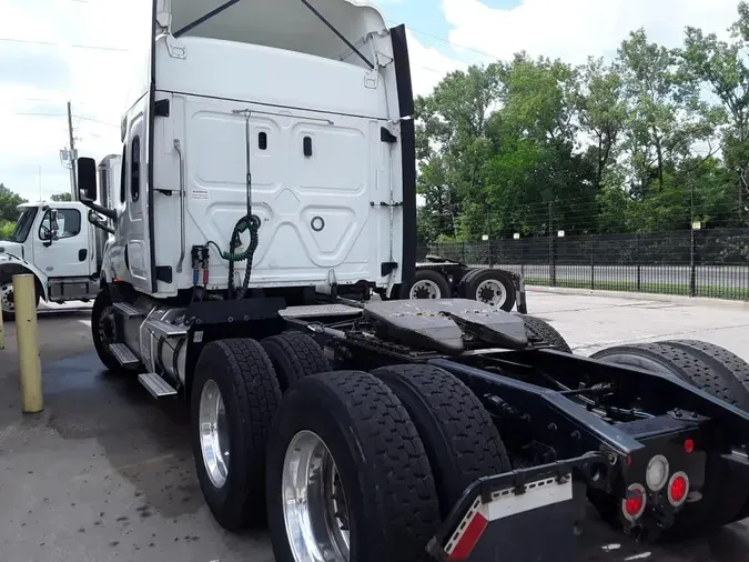 2020 FREIGHTLINER NEW CASCADIA 116