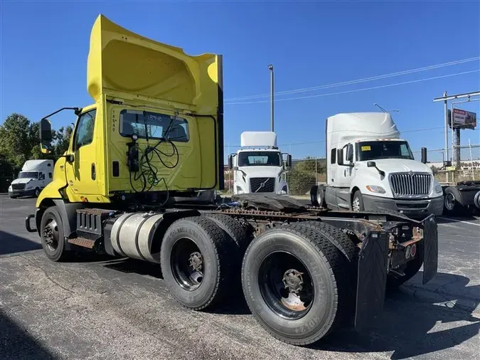 2018 INTERNATIONAL RH613