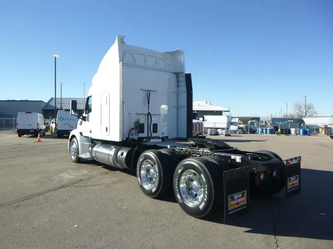 2020 Peterbilt 579