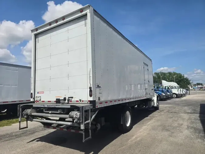 2020 FREIGHTLINER/MERCEDES M2 106
