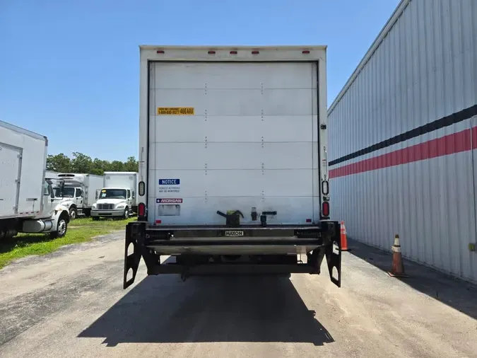 2015 FREIGHTLINER M2 106