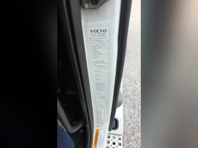 2019 Volvo VNL 740