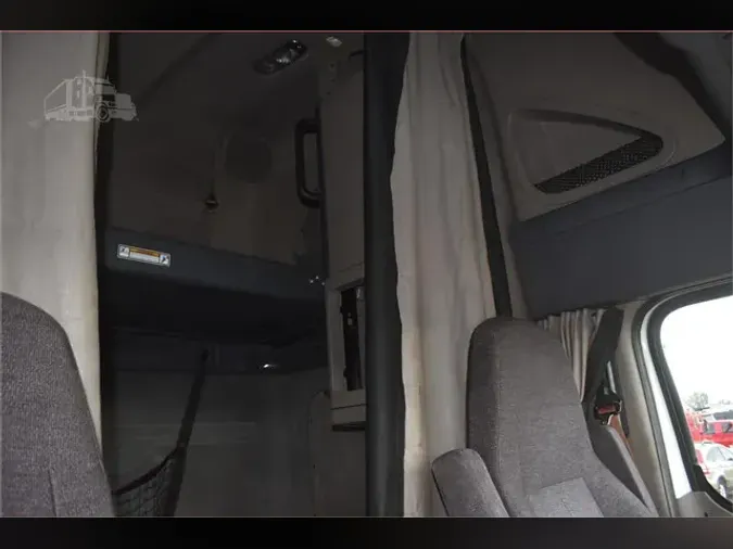 2013 FREIGHTLINER CASCADIA 125